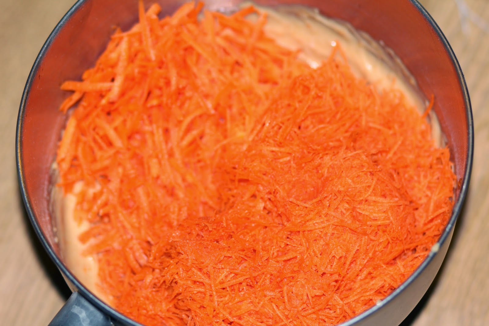 Морковный пирог с тертой морковью