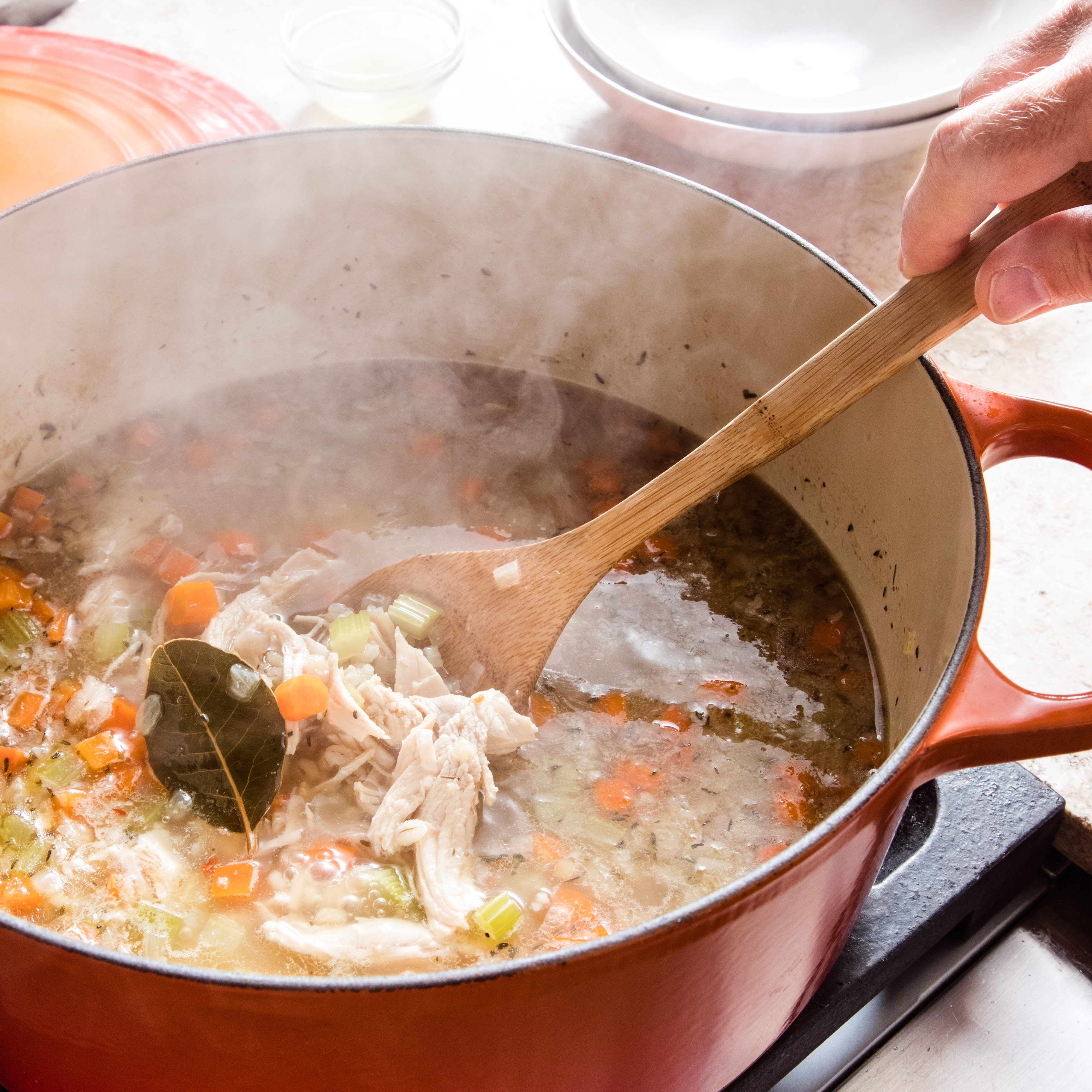 Вторые блюда в кастрюле. Суп в кастрюле. Супы на отварах. Варка супа. Кастрюля для варки супа.