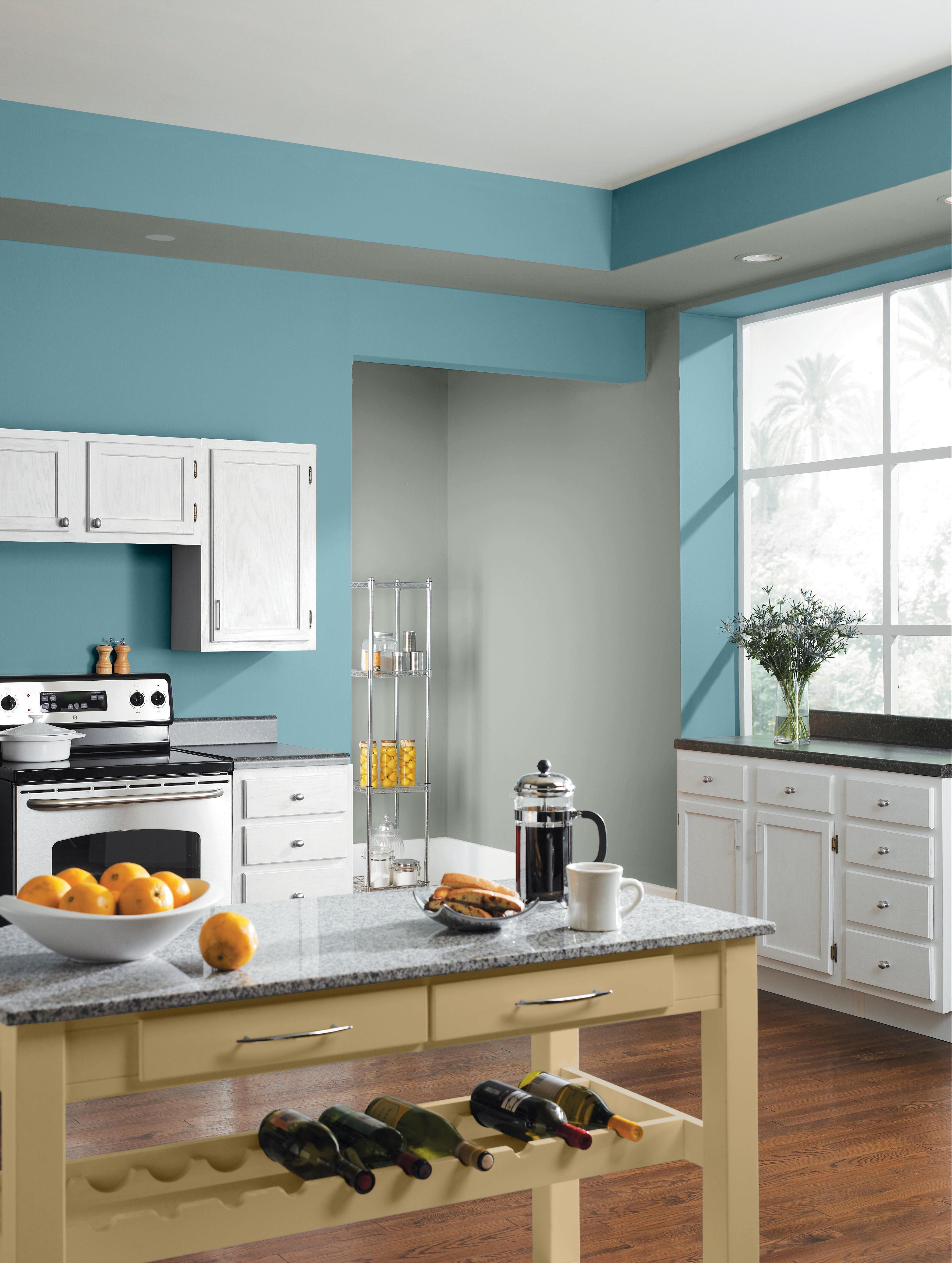 покраска кухни в двух цветах фото