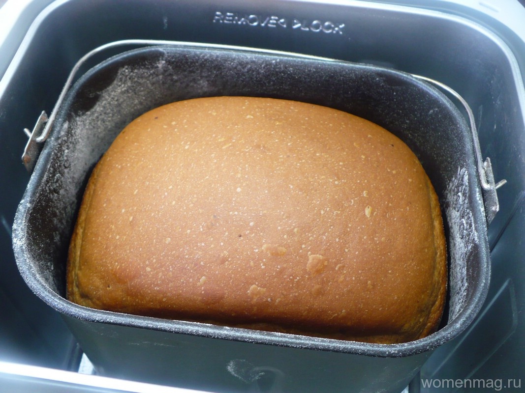 Почему проваливается хлеб. Белый хлеб в хлебопечке Мулинекс. Хлеб в Мулинекс хлебопечка. Пирог в хлебопечке. Кукурузный хлеб в хлебопечке Мулинекс.